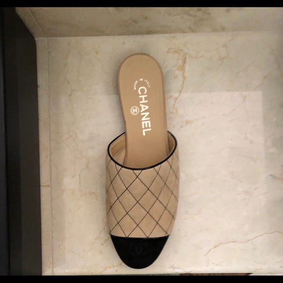 Chanel flats - Picture 1 of 2